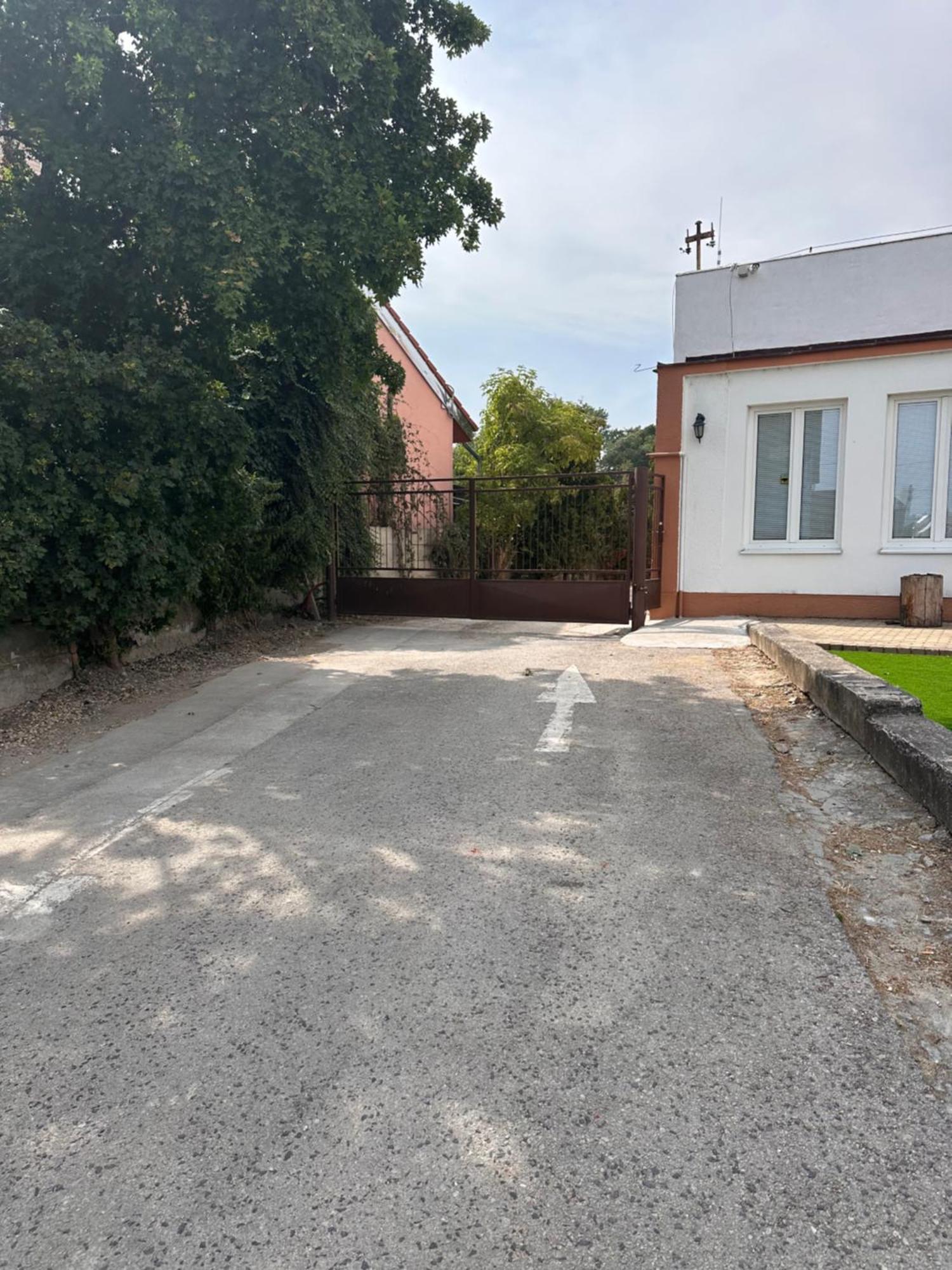 Príjemný byt v srdci Dechtíc Dechtice Exterior foto
